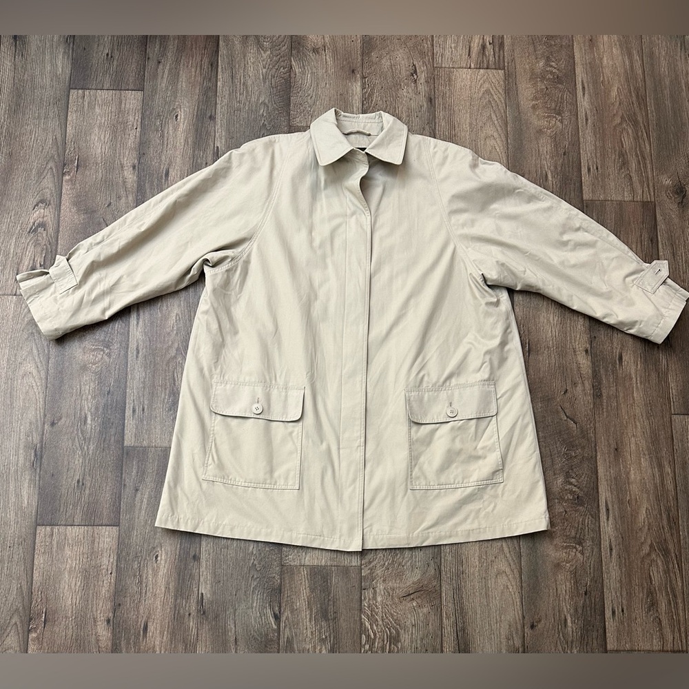 London Fog Limited Edition Trench Coat Beige Removable Lining Womenβs Size 18 W